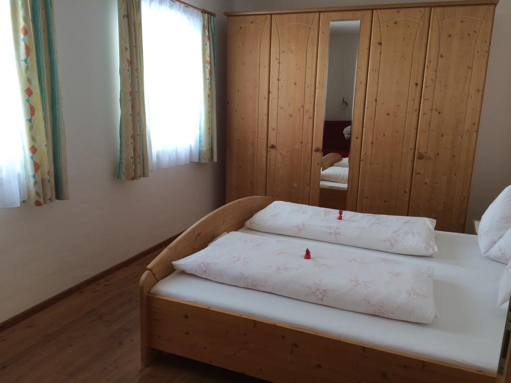 Zur Lieben Sonne Apartamento Filzmoos Quarto foto